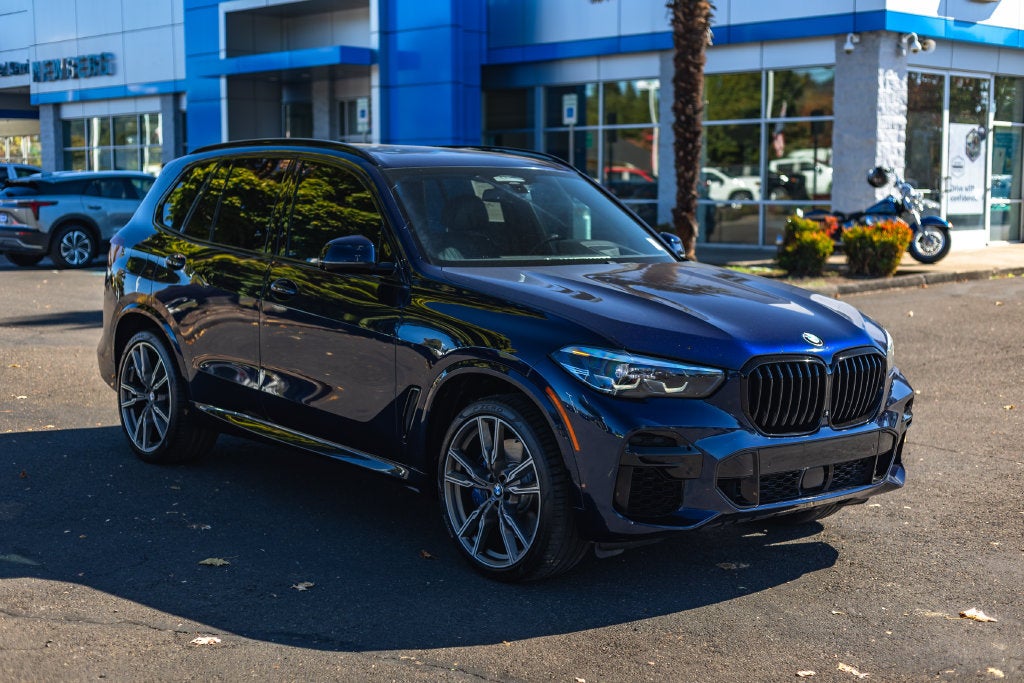 2022 BMW X5 M50i