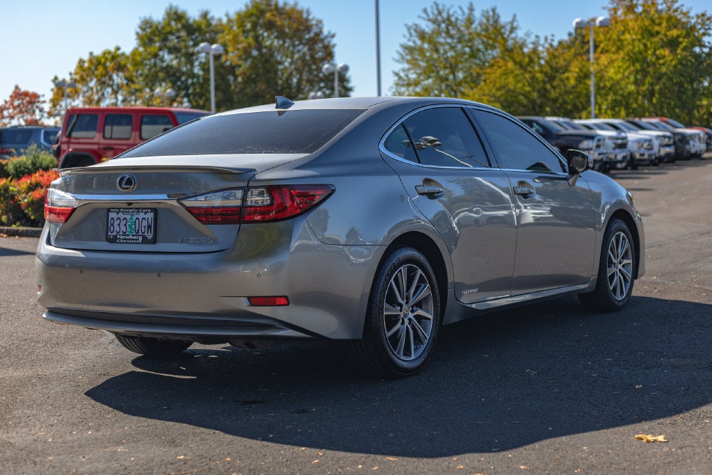 2017 Lexus ES ES 300h