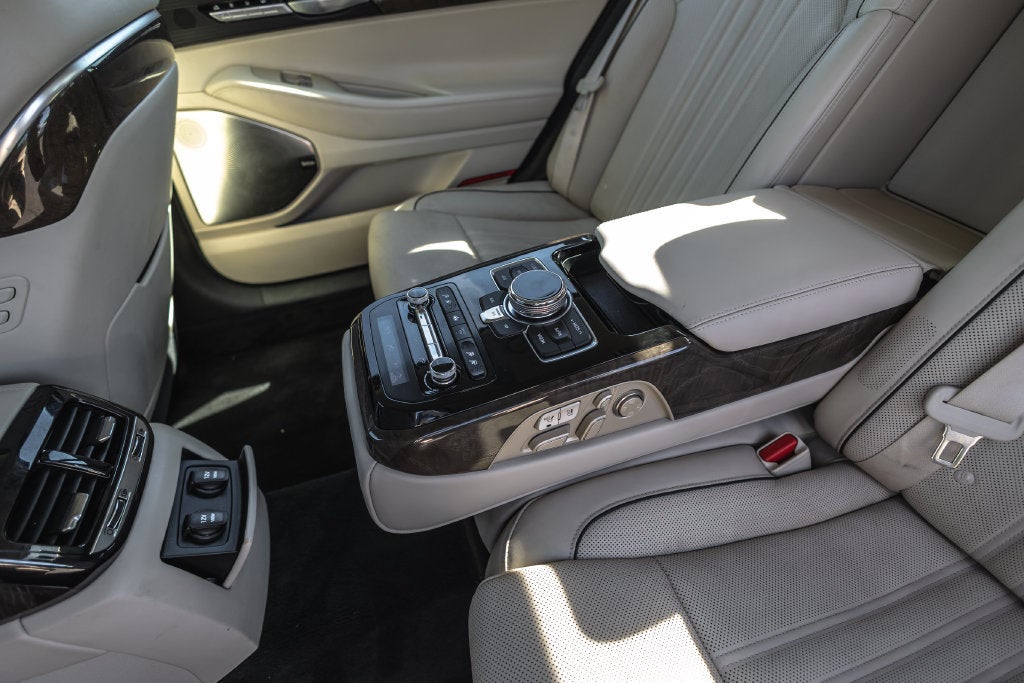 2017 Genesis G90 5.0L Ultimate