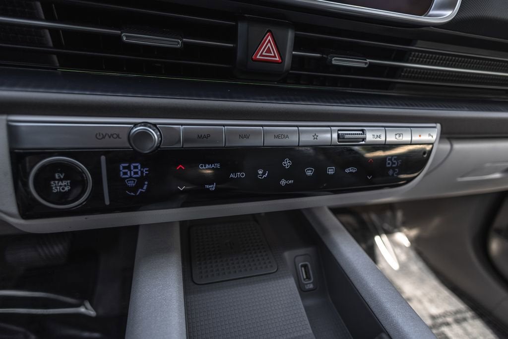 2024 Hyundai IONIQ 6 SEL