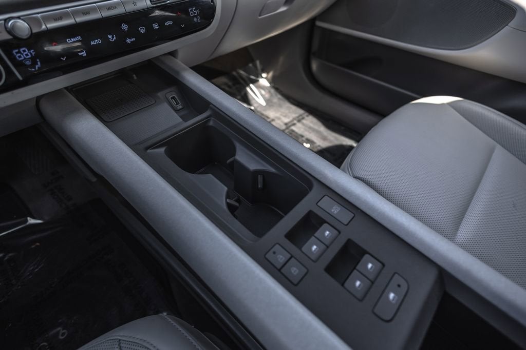 2024 Hyundai IONIQ 6 SEL