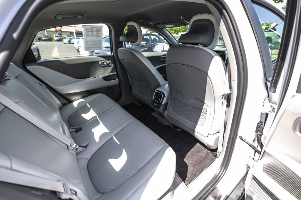 2024 Hyundai IONIQ 6 SEL