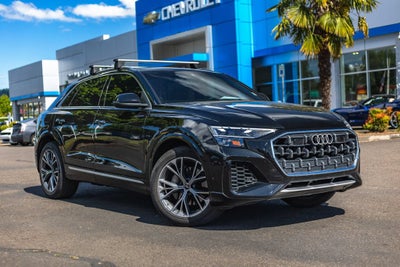 2025 Audi Q8 Premium Plus