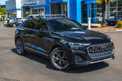 2025 Audi Q8 Premium Plus