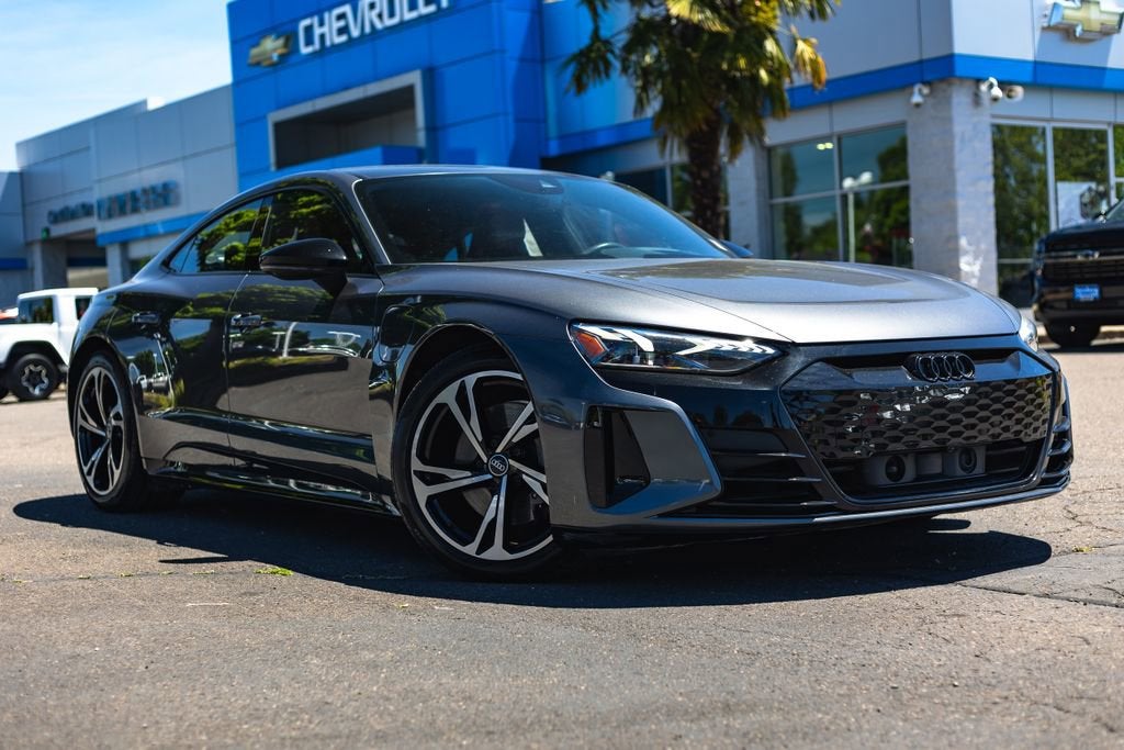 2022 Audi e-tron GT Prestige
