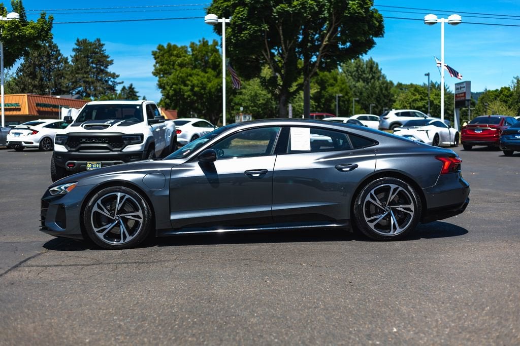 2022 Audi e-tron GT Prestige