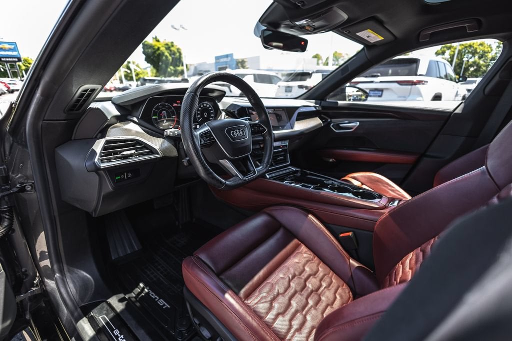 2022 Audi e-tron GT Prestige