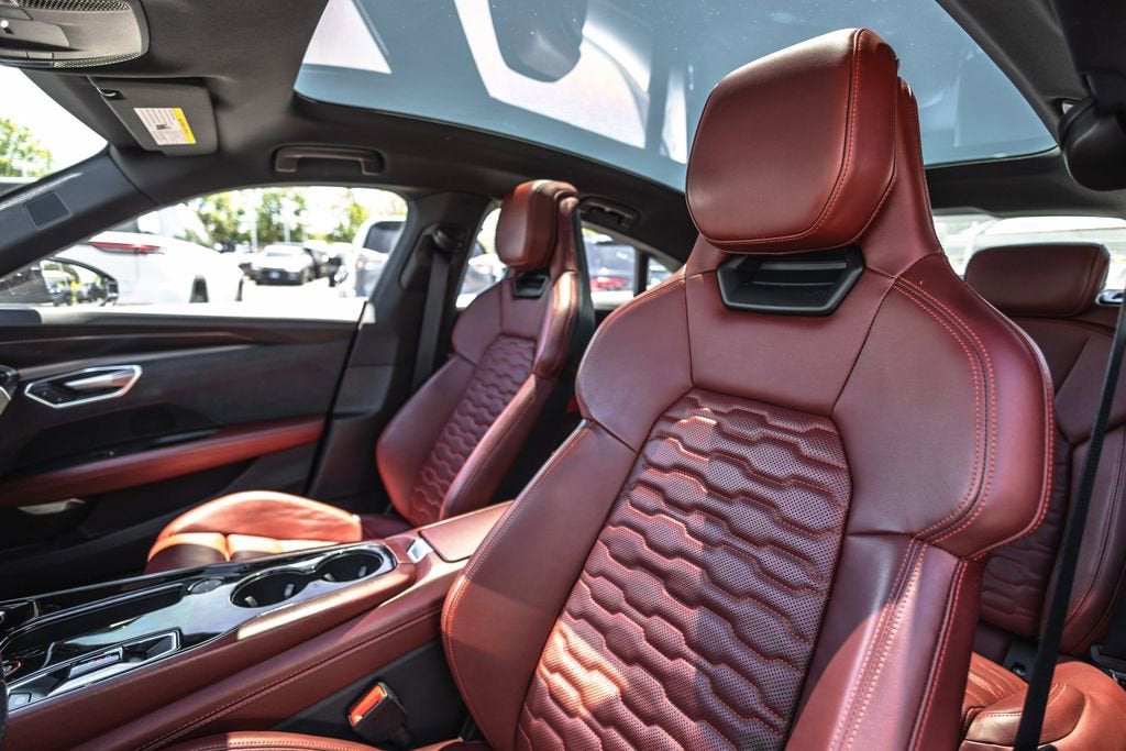 2022 Audi e-tron GT Prestige