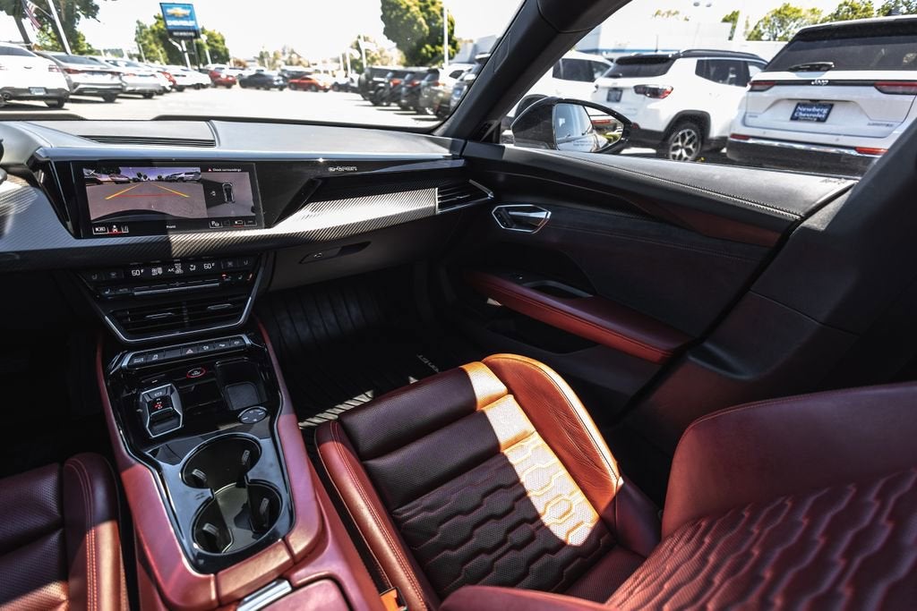 2022 Audi e-tron GT Prestige