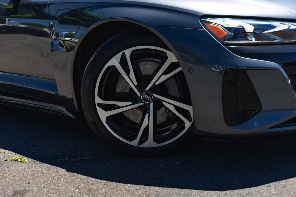 2022 Audi e-tron GT Prestige