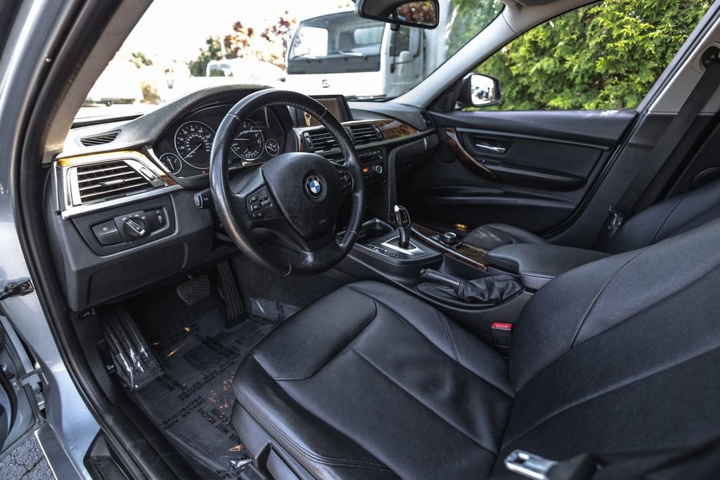 2014 BMW 3 Series 320i xDrive
