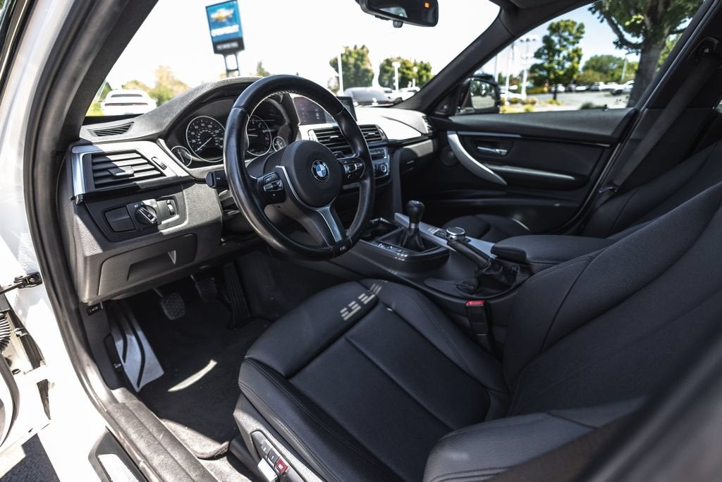 2017 BMW 3 Series 340i