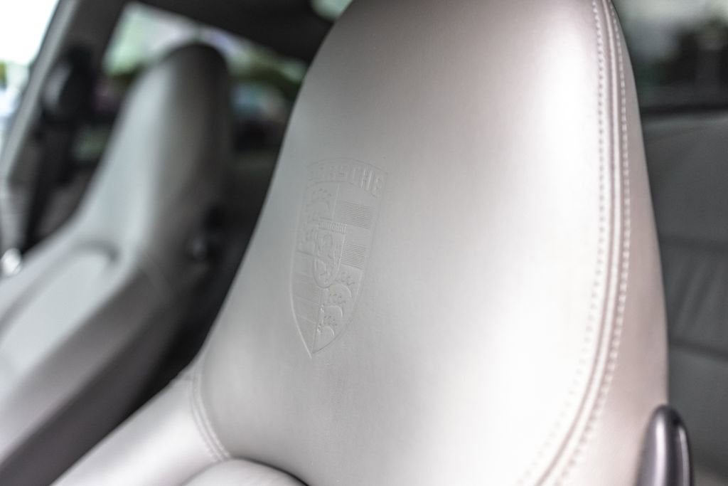 2003 Porsche 911 Carrera Base