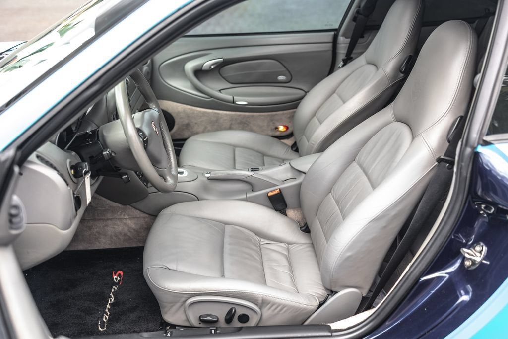2003 Porsche 911 Carrera Base