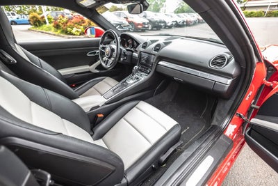 2019 Porsche 718 Cayman Base