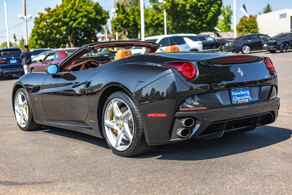2010 Ferrari California Base