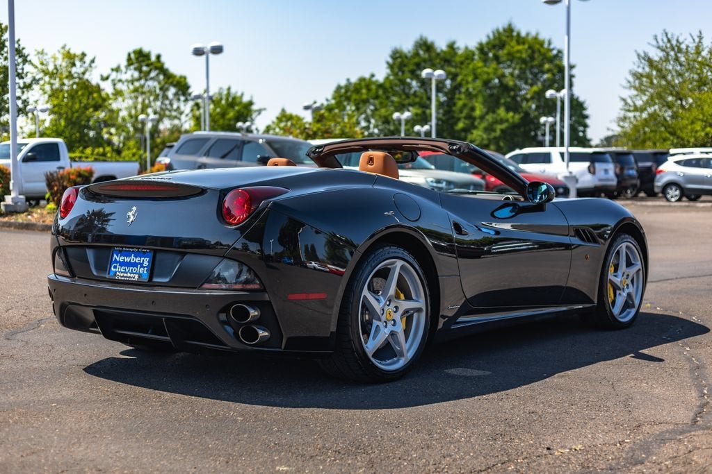 2010 Ferrari California Base
