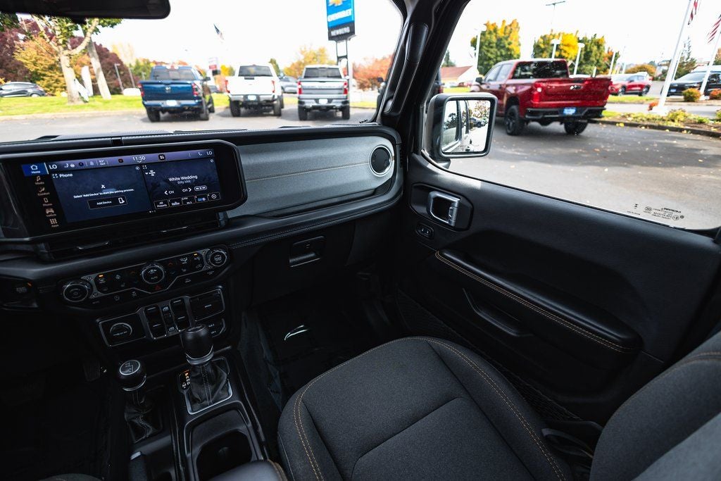 2024 Jeep Wrangler Sahara