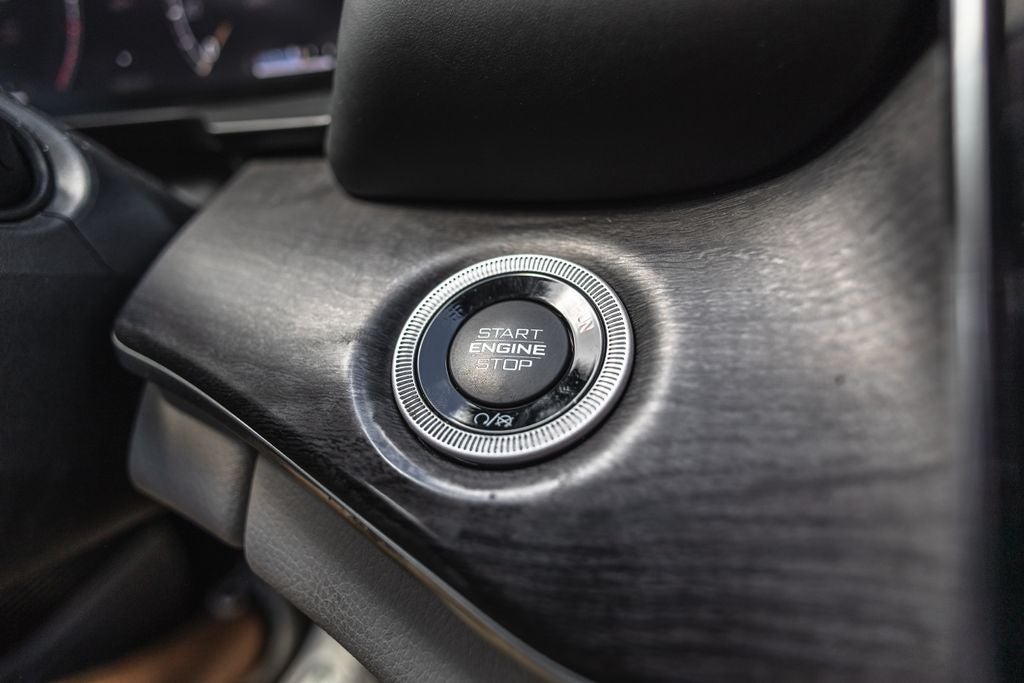 2021 Jeep Grand Cherokee L Overland 5.7L V8 HEMI