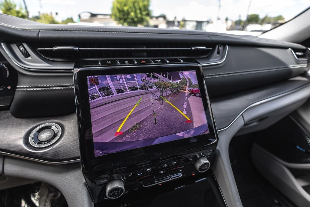 2021 Jeep Grand Cherokee L Overland 5.7L V8 HEMI