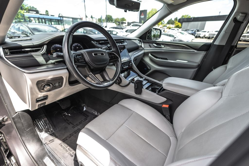 2021 Jeep Grand Cherokee L Overland 5.7L V8 HEMI