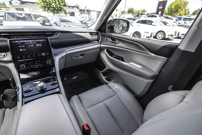 2021 Jeep Grand Cherokee L Overland 5.7L V8 HEMI