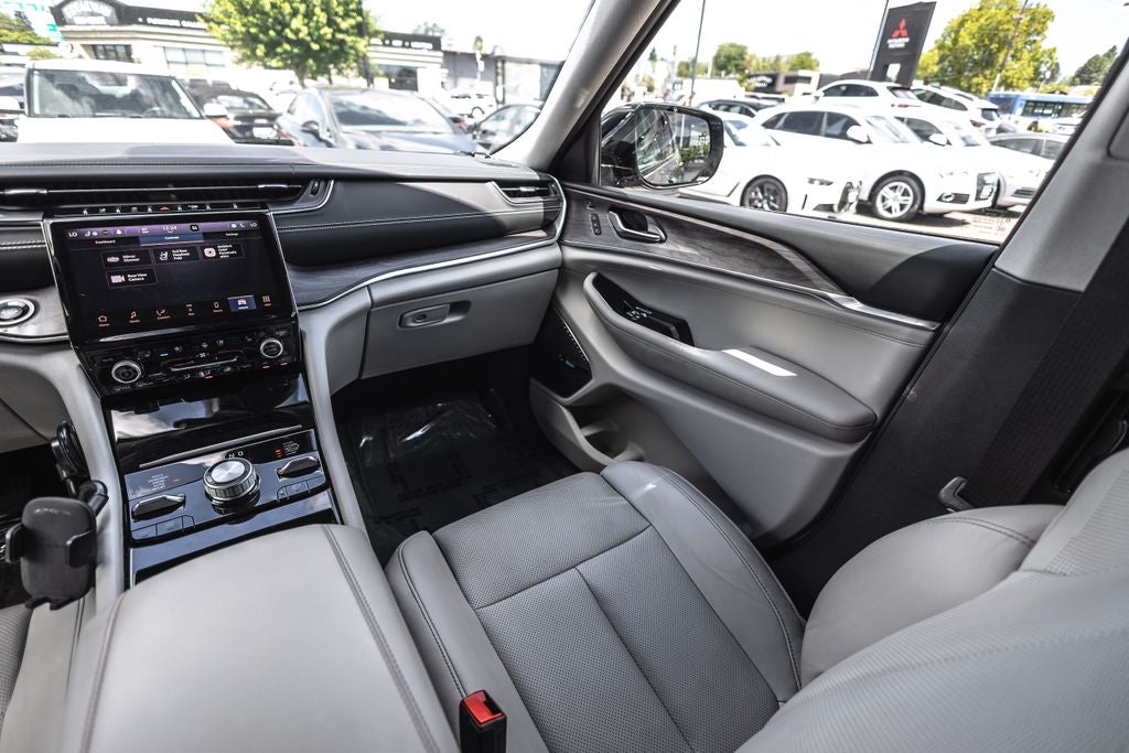 2021 Jeep Grand Cherokee L Overland 5.7L V8 HEMI