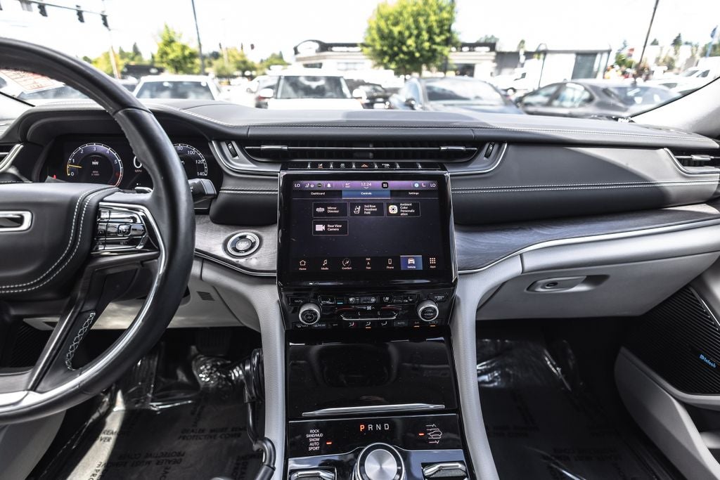 2021 Jeep Grand Cherokee L Overland 5.7L V8 HEMI