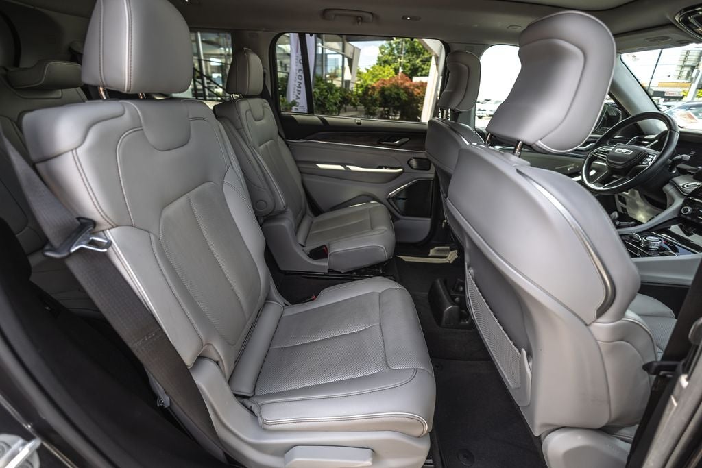 2021 Jeep Grand Cherokee L Overland 5.7L V8 HEMI
