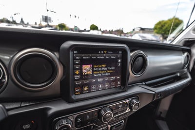 2021 Jeep Gladiator Willys