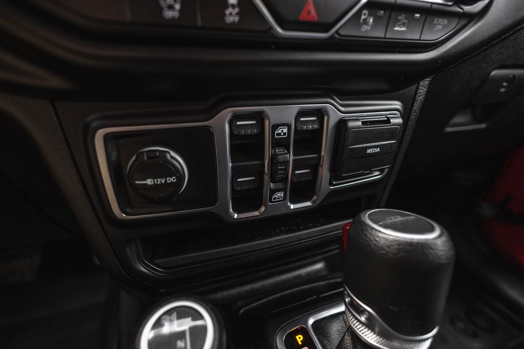 2020 Jeep Gladiator Sport