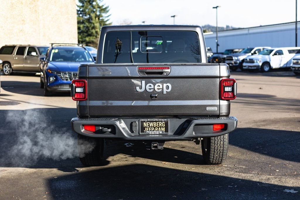 2023 Jeep Gladiator Overland