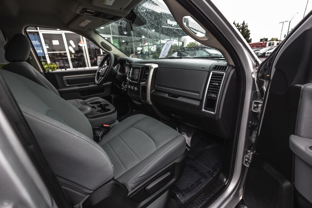 2017 RAM 1500 SLT