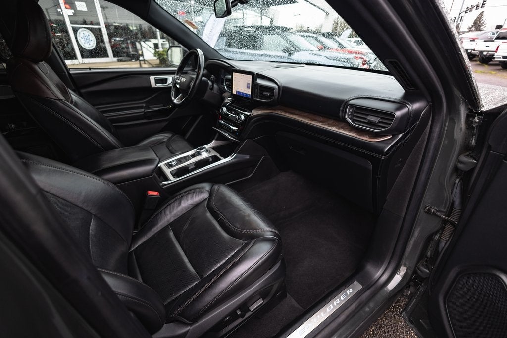 2022 Ford Explorer Platinum