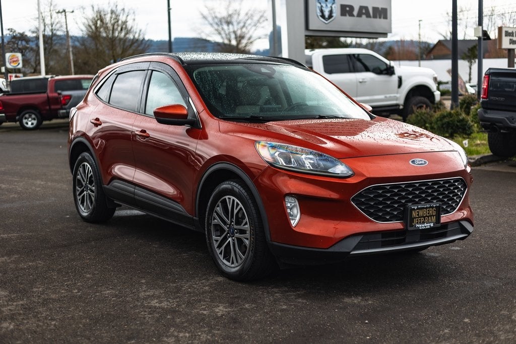 2020 Ford Escape SEL