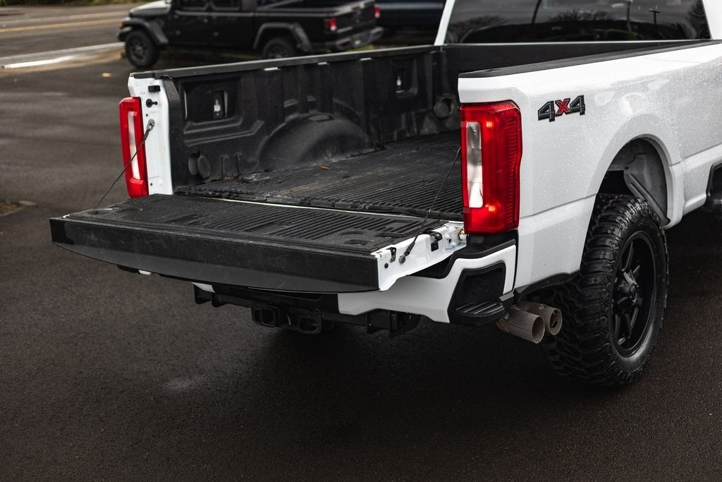 2023 Ford F-350SD XLT