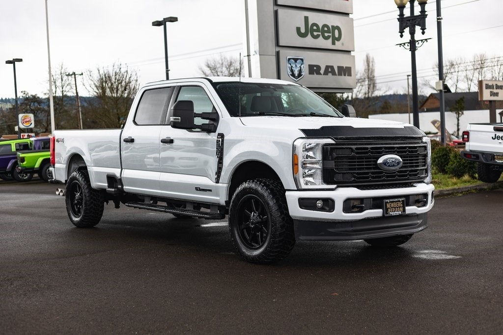 2023 Ford F-350SD XLT