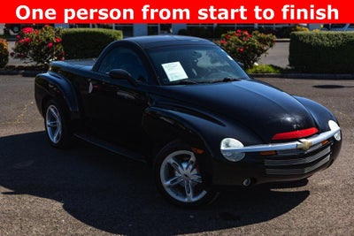 2004 Chevrolet SSR Base