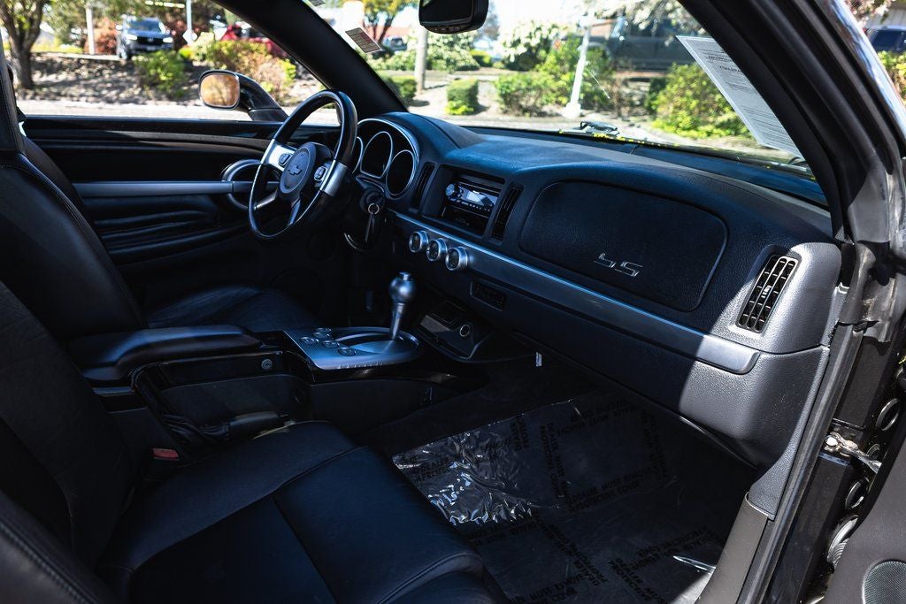 2004 Chevrolet SSR Base