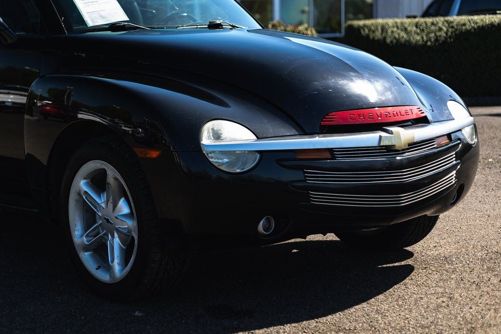 2004 Chevrolet SSR Base