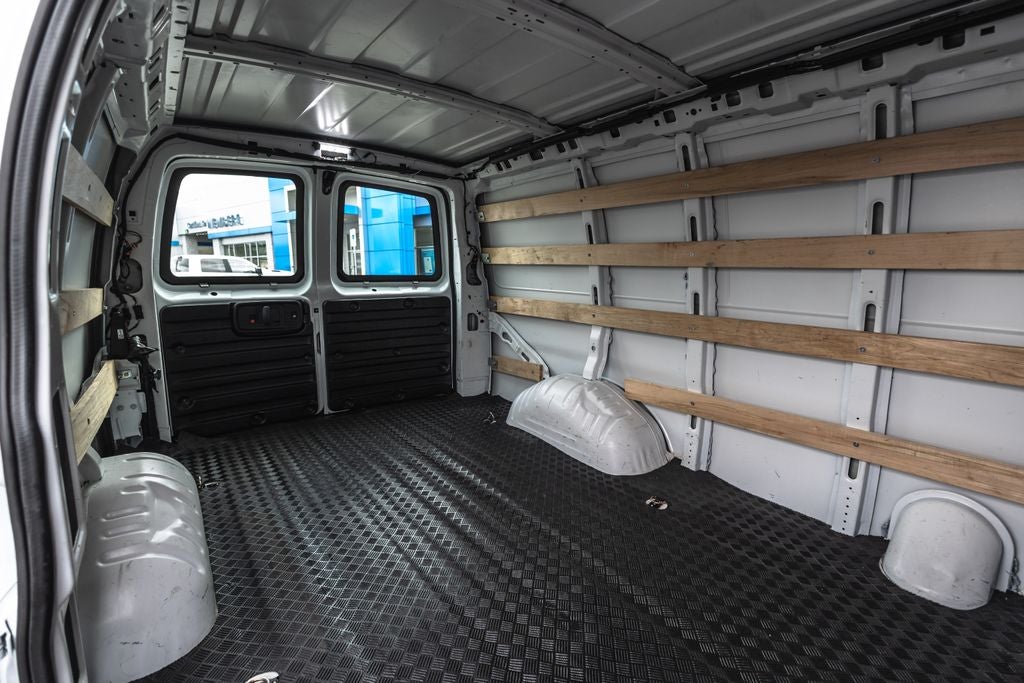 2024 Chevrolet Express 2500 Work Van Cargo