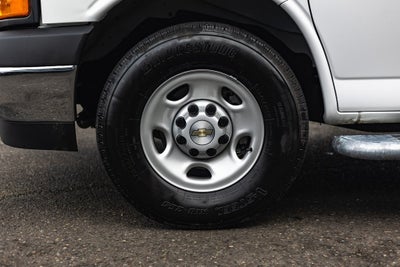 2024 Chevrolet Express 2500 Work Van Cargo