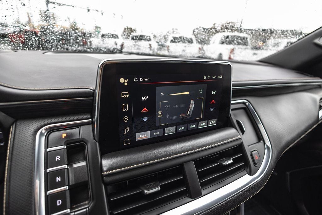 2023 GMC Yukon XL SLT