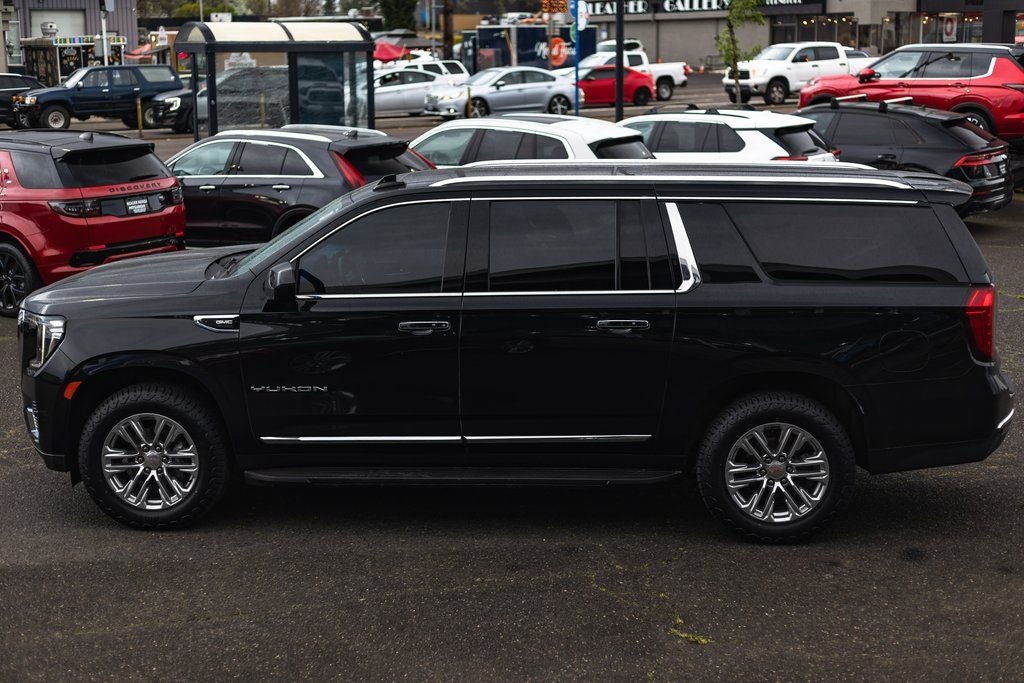 2023 GMC Yukon XL SLT