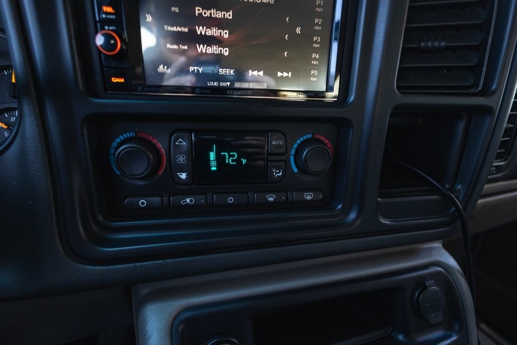 2003 Chevrolet Suburban 1500 LT