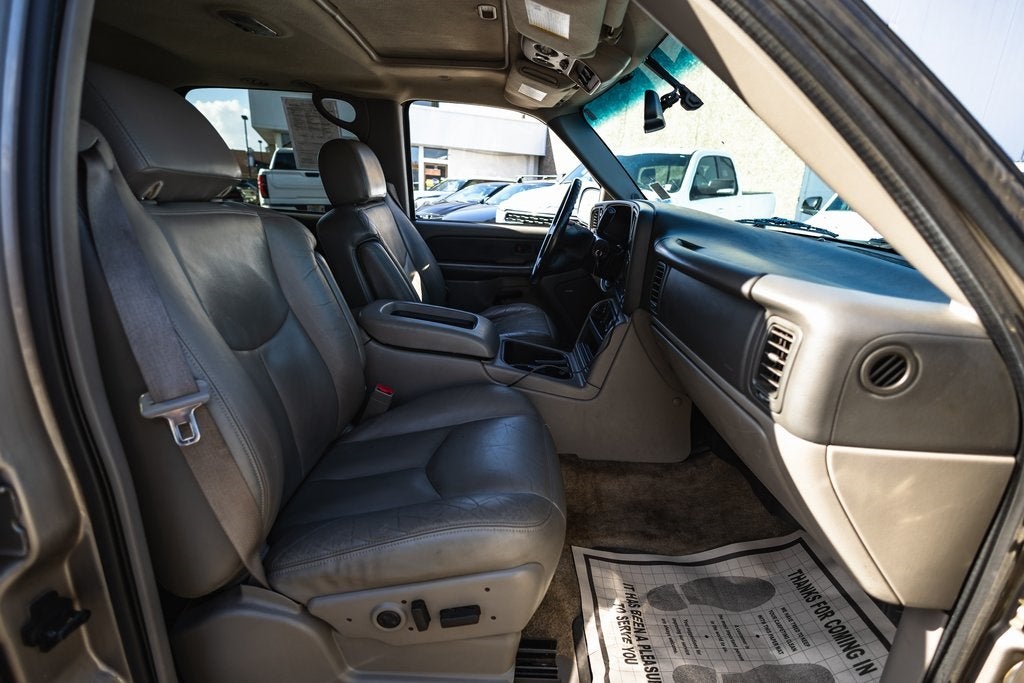 2003 Chevrolet Suburban 1500 LT