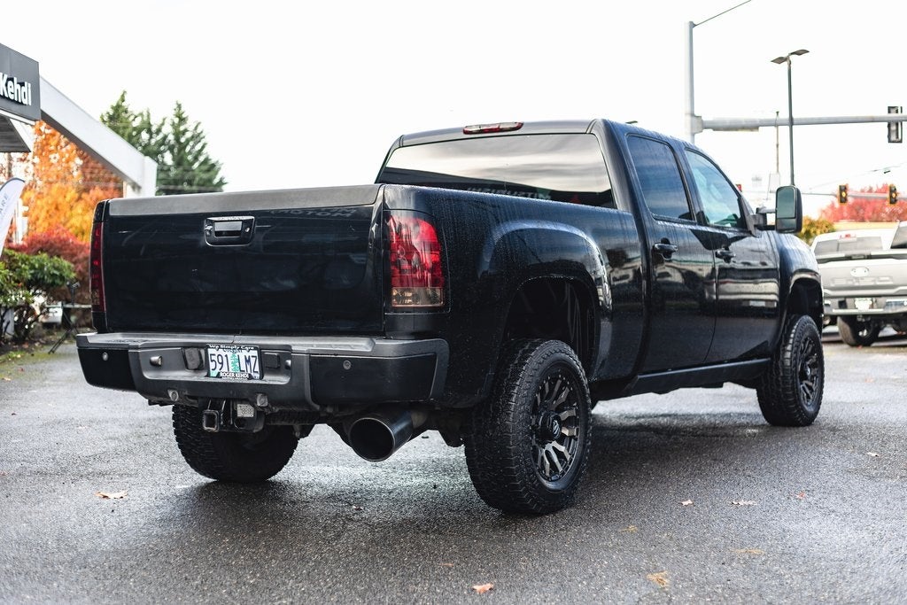 2011 GMC Sierra 2500HD Denali