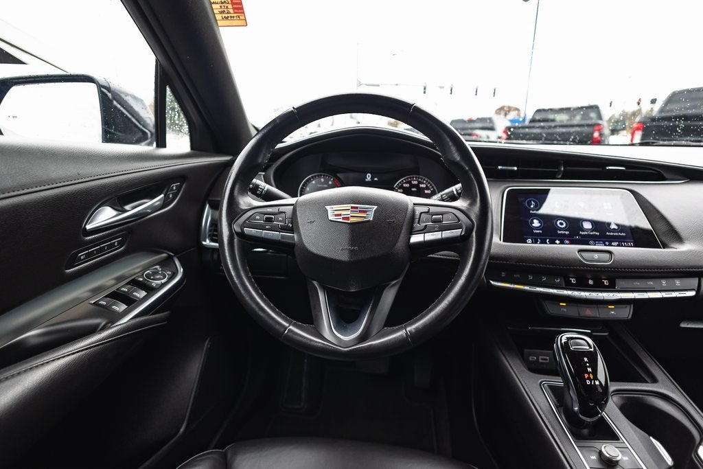 2023 Cadillac XT4 Premium Luxury