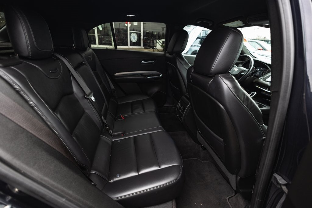 2023 Cadillac XT4 Premium Luxury