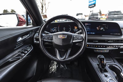 2024 Cadillac XT4 Premium Luxury